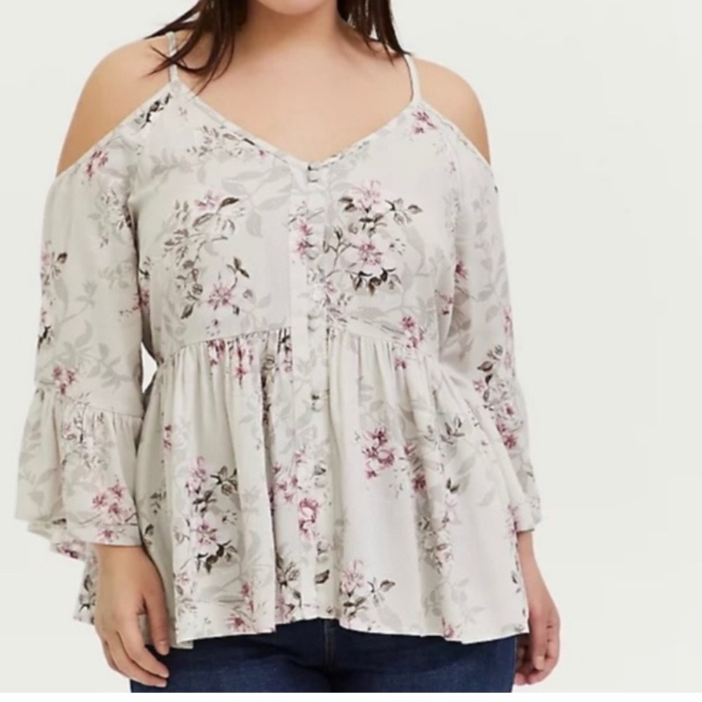 Torrid babydoll floral cold shoulder textured rayon blouse top size 5XL